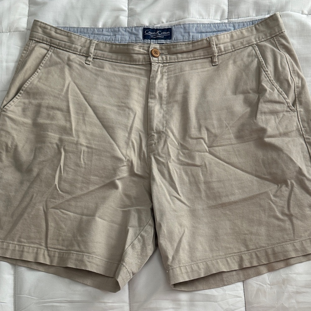 Classic Beige Flat-Front Men’s Shorts by Croft & Barrow